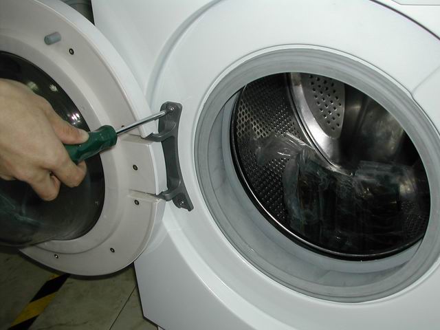 滚筒洗衣机拆装方法 
